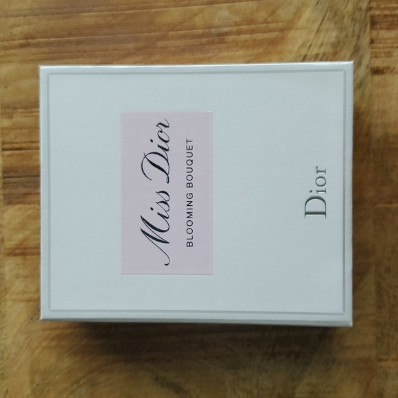 Dior Blooming Bouquet Gift Set - Picture 3 of 4